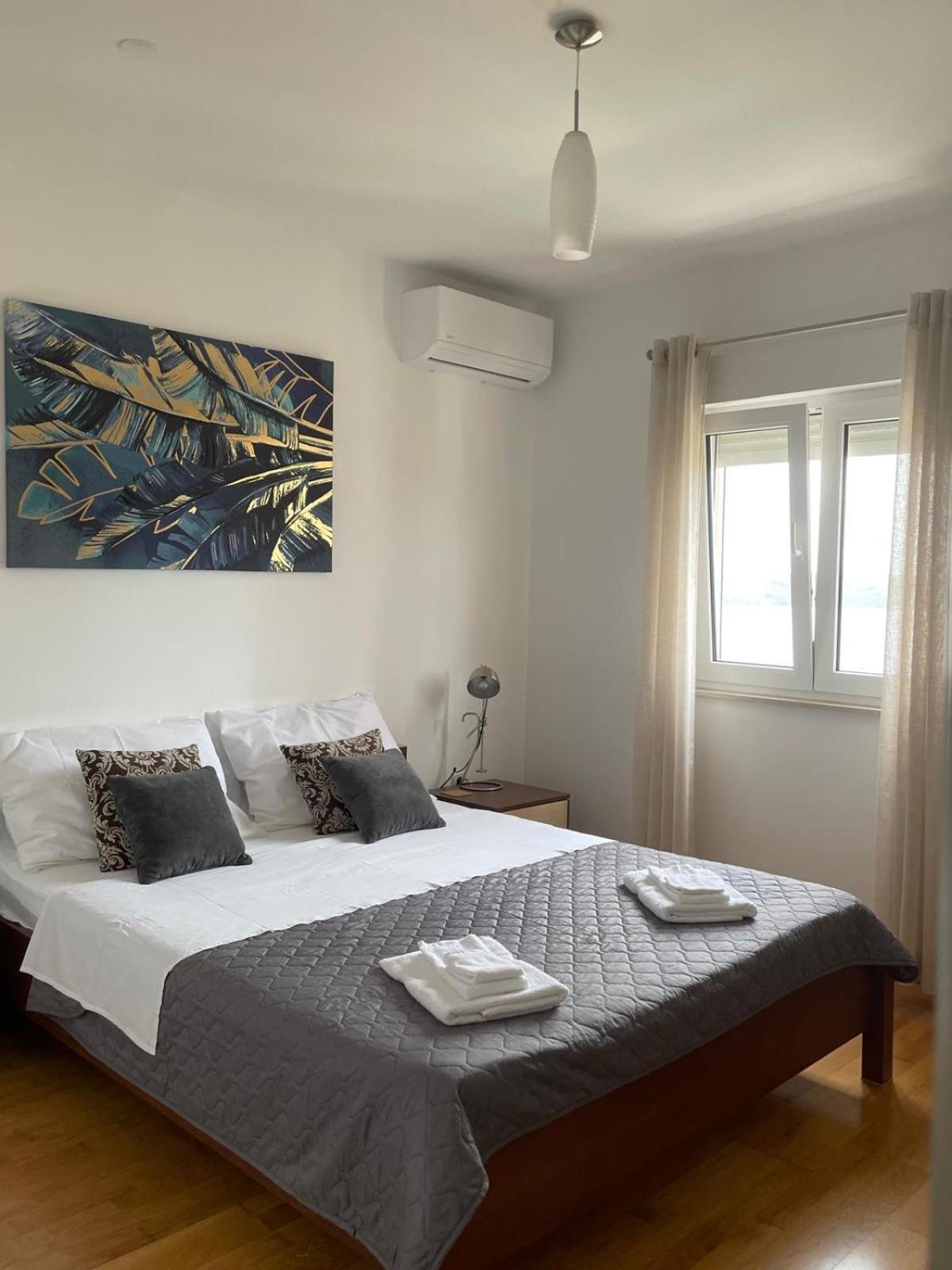 Apartman Lucia Trogir Exterior photo